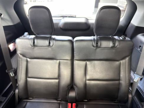 Certified 2020 Ford Explorer Limited w/ Class III Trailer Tow Package AWD/4WD image 36