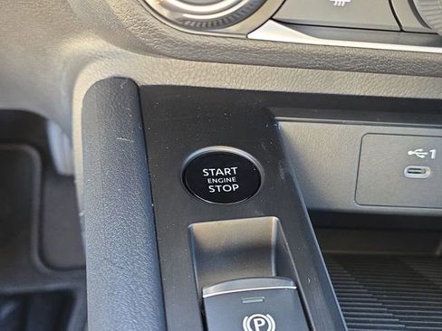 New 2026 Nissan Kicks S image 26