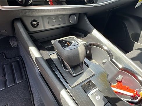 New 2026 Nissan Rogue S image 24