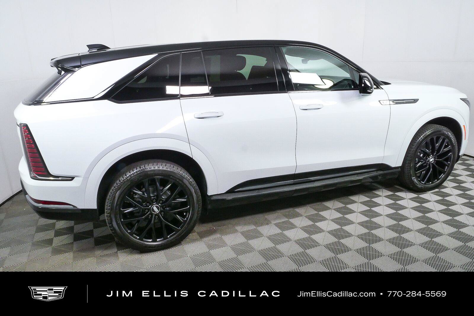 New 2026 Cadillac Escalade IQ Sport 2 w/ LPO, ONYX Package AWD/4WD image 2