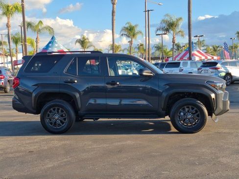 Used 2025 Toyota 4Runner SR5 image 4