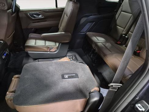 Used 2023 Chevrolet Tahoe High Country w/ Advanced Technology Package image 25