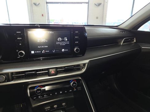 Used 2023 Kia K5 LXS FWD image 32