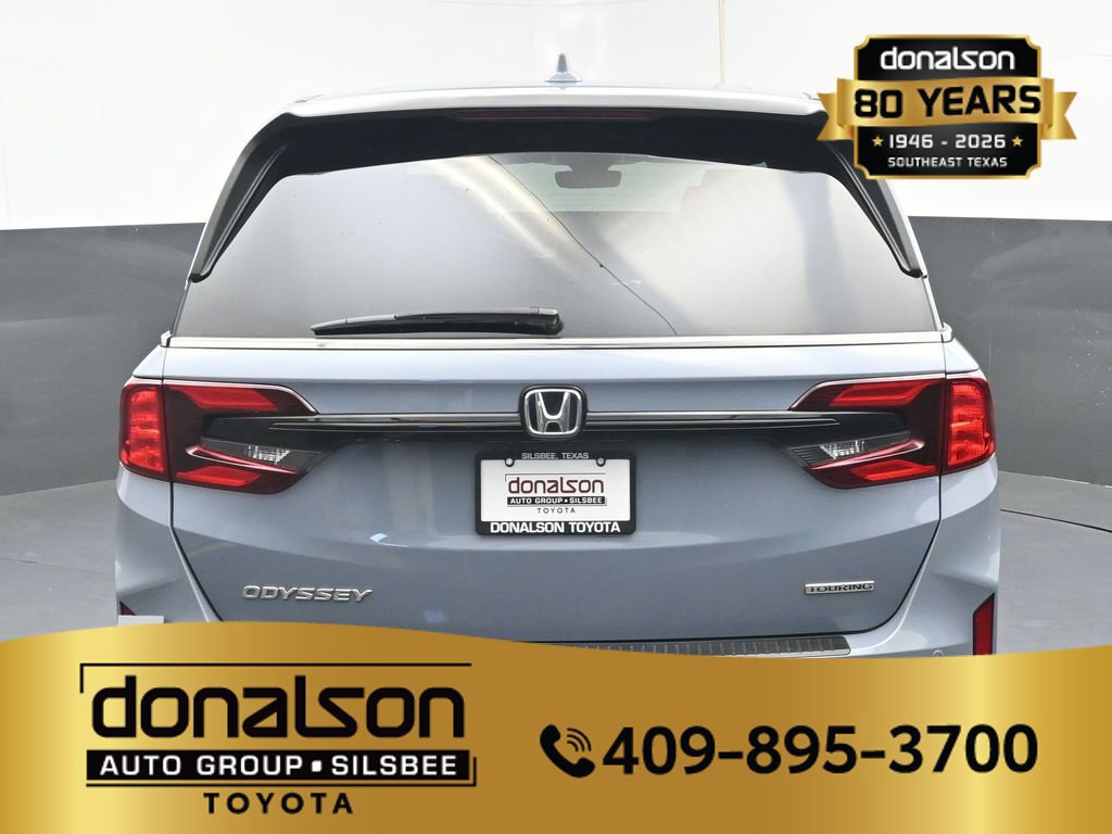 Used 2025 Honda Odyssey Touring image 4