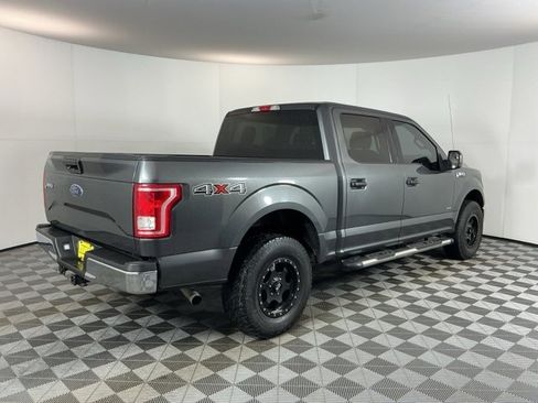 Used 2016 Ford F150 XLT image 4
