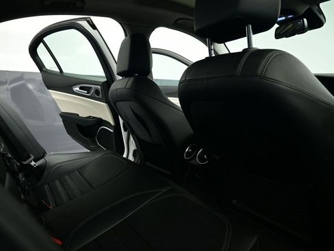 Used 2018 Alfa Romeo Giulia Ti Sport w/ Quick Order Package 22S Sport image 33