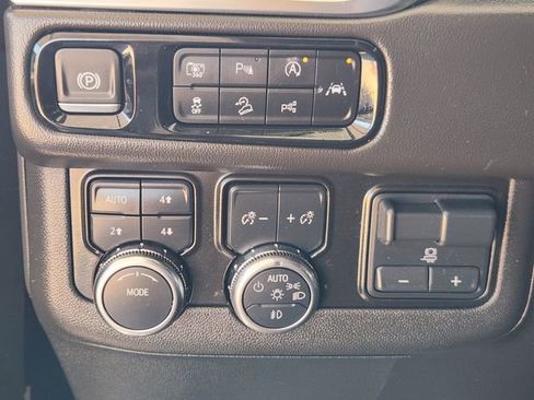 Used 2025 GMC Yukon XL Elevation AWD/4WD image 20