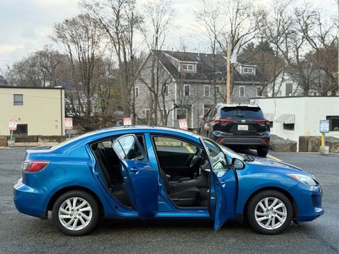 Used 2012 MAZDA MAZDA3 i Touring image 5