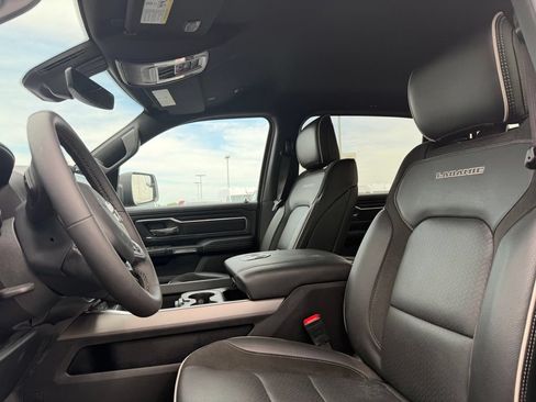 Used 2025 RAM 1500 Laramie w/ Sport Appearance Package AWD/4WD image 6