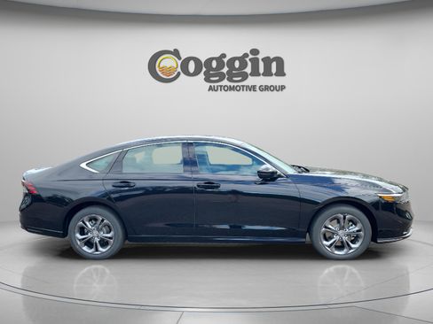 New 2026 Honda Accord EX-L image 5