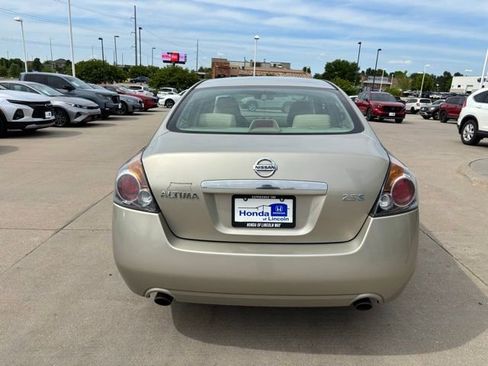 Used 2009 Nissan Altima 2.5 S FWD image 6