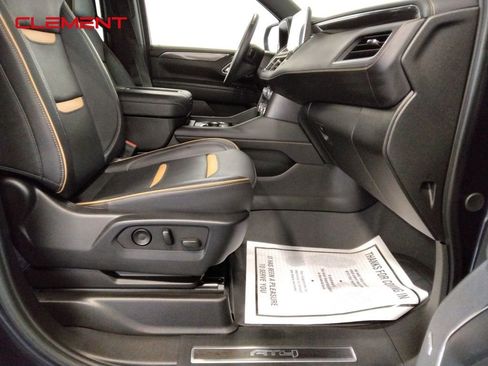 Used 2024 GMC Yukon AT4 image 39