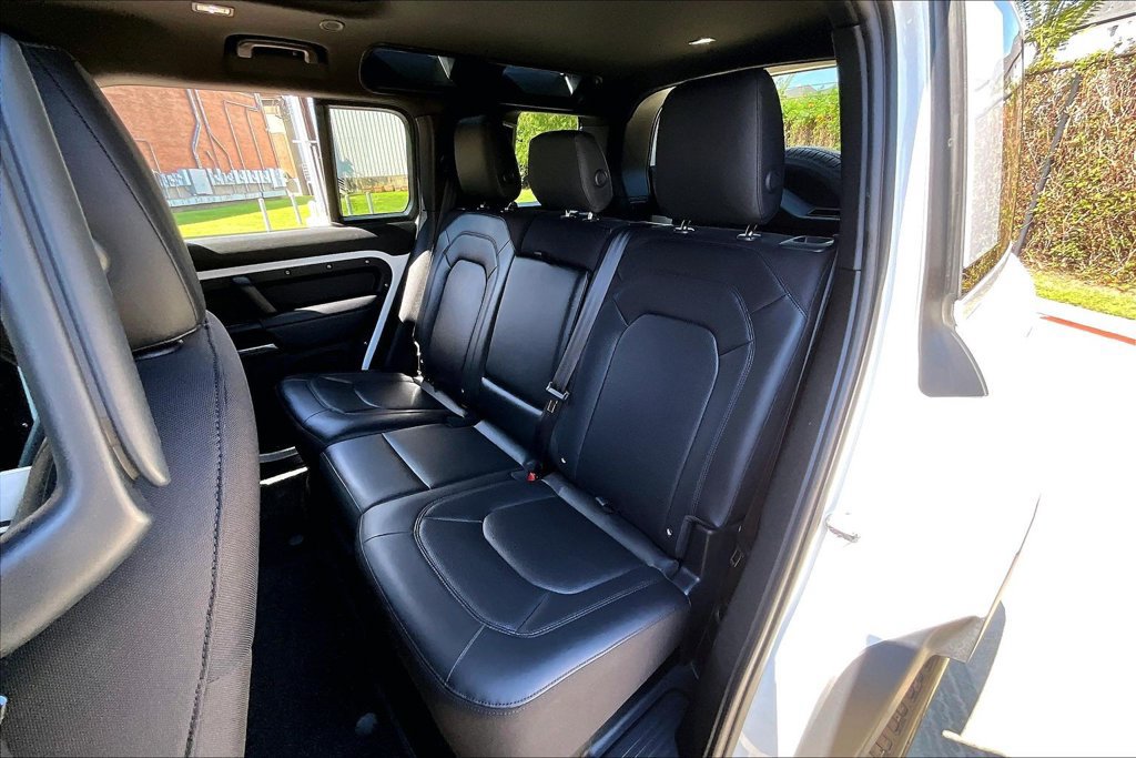 Used 2025 Land Rover Defender 110 S AWD/4WD image 35