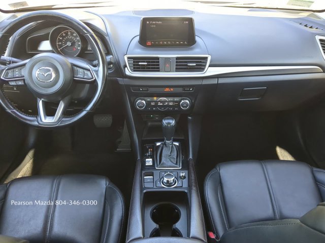Used 2018 MAZDA MAZDA3 Touring FWD image 14