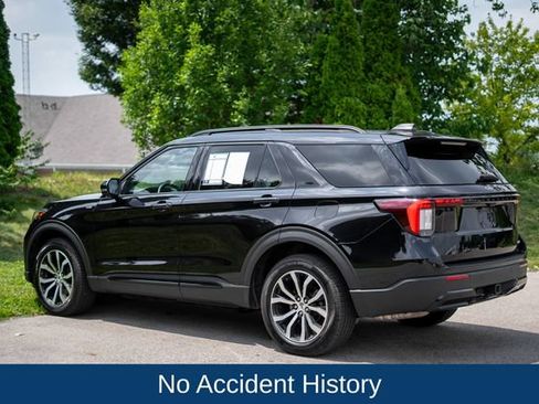 Used 2025 Ford Explorer ST-Line AWD/4WD image 7