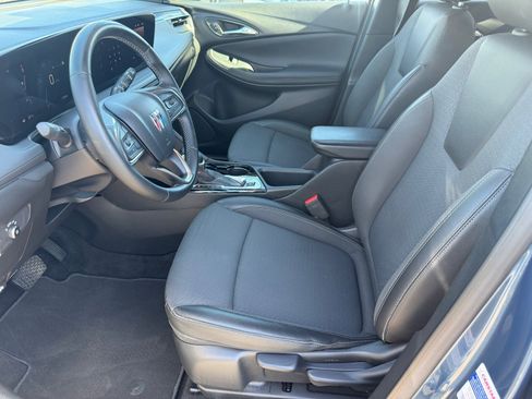 Used 2024 Buick Encore GX Preferred FWD image 11