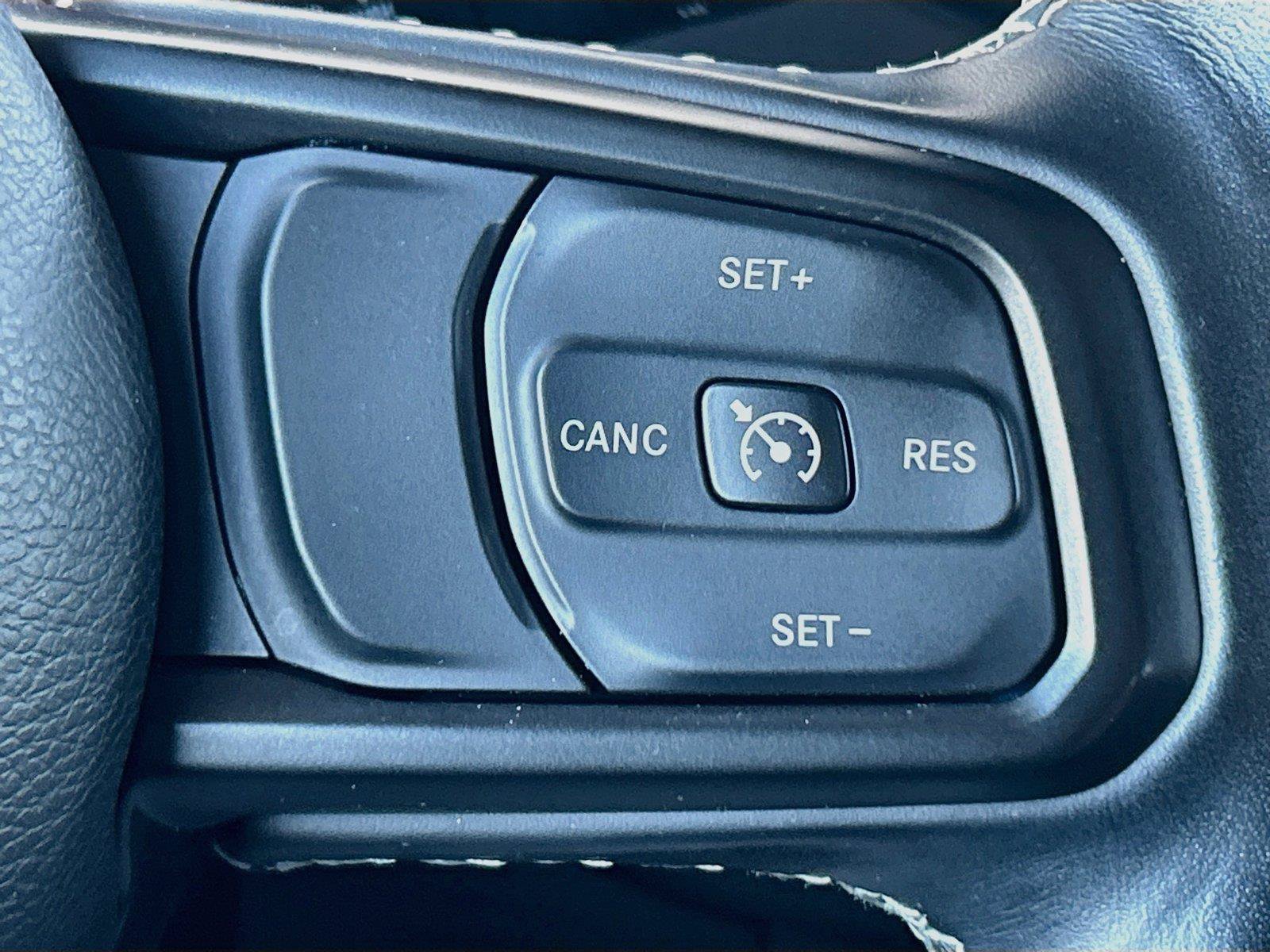 Used 2023 Jeep Wrangler Unlimited Sport AWD/4WD image 36