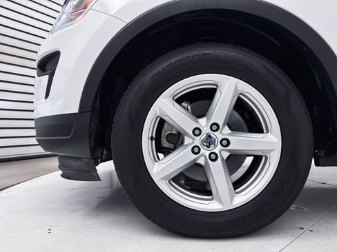 Used 2018 Ford Explorer 4WD image 13