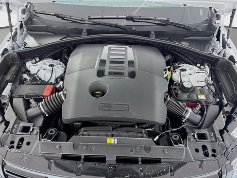 New 2026 Land Rover Range Rover Velar Dynamic SE AWD/4WD image 32