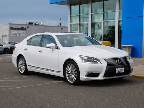 Used 2013 Lexus LS 460 AWD w/ Comfort Pkg image 23