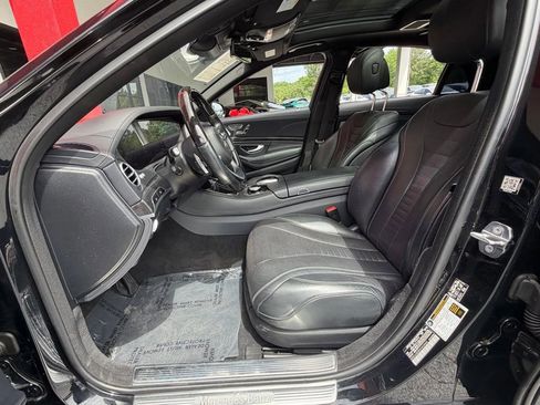 Used 2019 Mercedes-Benz S 560 Sedan image 29