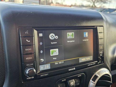 Used 2012 Jeep Wrangler Unlimited Sahara w/ Dual Top Group image 17