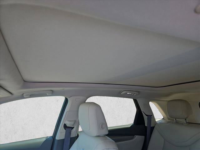 Used 2021 Cadillac XT5 Premium Luxury FWD image 17