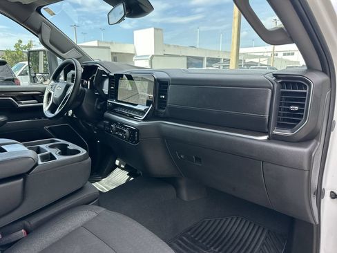 Certified 2025 Chevrolet Silverado 2500 LT w/ Convenience Package AWD/4WD image 28