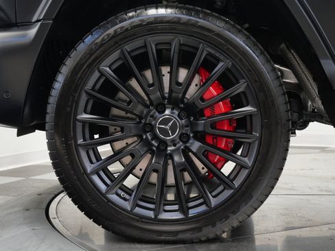 Used 2025 Mercedes-Benz G 63 AMG 4MATIC image 34