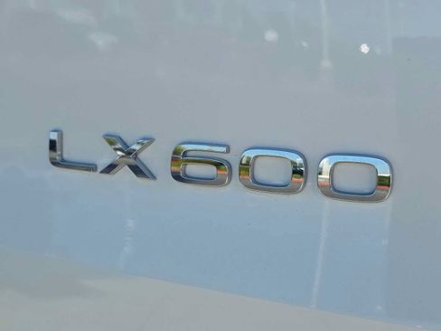 Used 2023 Lexus LX 600 F Sport w/ Accessory Package (Z1) AWD/4WD image 13