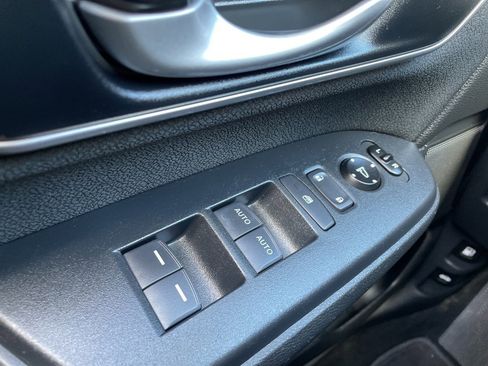 Used 2020 Honda CR-V EX image 29
