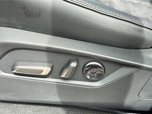 Used 2023 Acura MDX A-Spec image 11