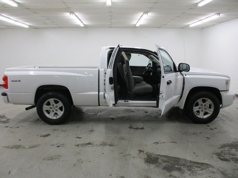 Used 2011 Dodge Dakota Big Horn w/ Skid Plate Group image 13