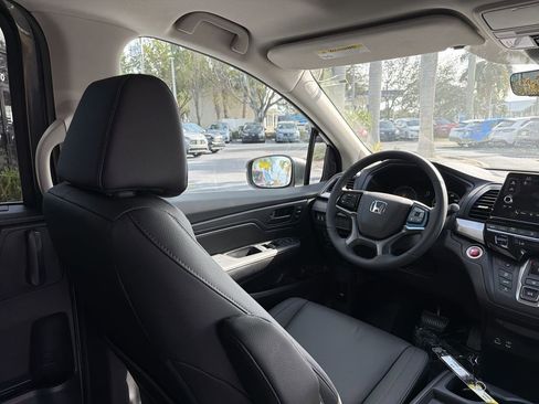 New 2026 Honda Odyssey EX-L image 17