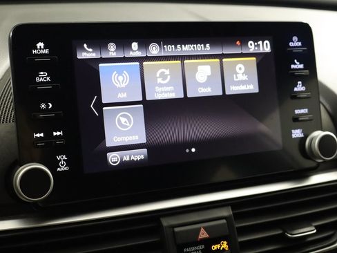 Used 2018 Honda Accord Sport image 29