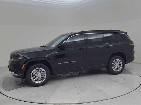 New 2025 Jeep Grand Cherokee L Laredo w/ Luxury Tech Group I image 8