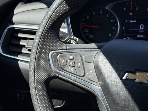Used 2022 Chevrolet Equinox LT image 28