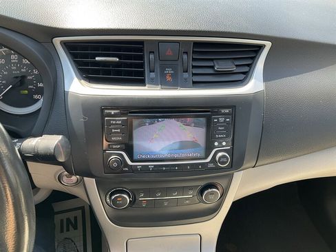 Used 2015 Nissan Sentra SV w/ Style Package image 30