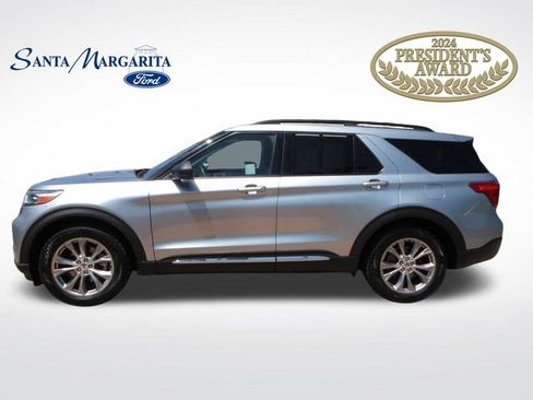 Used 2020 Ford Explorer XLT w/ Equipment Group 202A RWD image 1