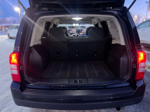 Used 2015 Jeep Patriot Latitude image 25