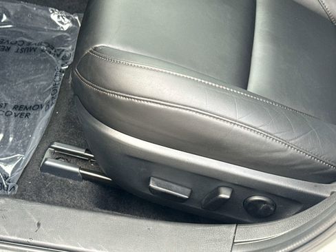 Certified 2025 MAZDA MAZDA3 s image 24