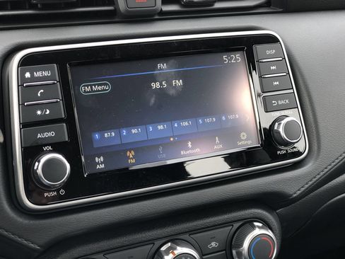 New 2025 Nissan Versa S w/ Trunk Package image 27