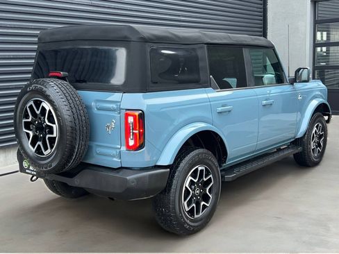 Used 2023 Ford Bronco Outer Banks AWD/4WD image 11