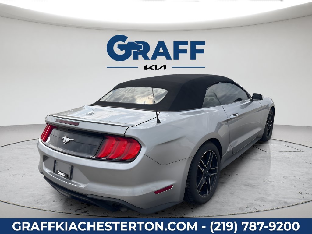 Used 2020 Ford Mustang Premium RWD image 3