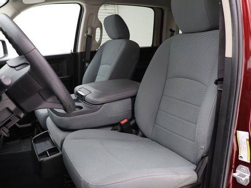 Used 2019 RAM 1500 Express w/ Express Value Package image 20