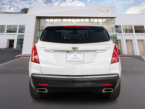 Certified 2023 Cadillac XT5 Luxury image 3