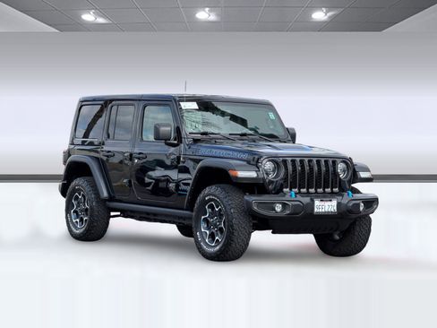 Used 2023 Jeep Wrangler Unlimited Rubicon 4xe w/ Safety Group image 6