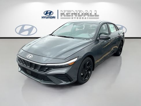 New 2026 Hyundai Elantra SEL Sport Premium FWD image 3