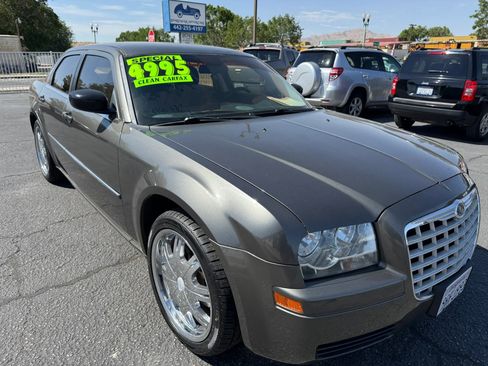 Used 2008 Chrysler 300 LX RWD image 1