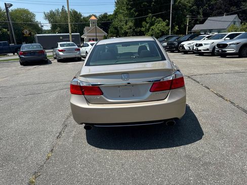Used 2014 Honda Accord Sport image 10